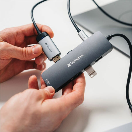 VERBATIM USB-C 8 MULTIPORT HUB