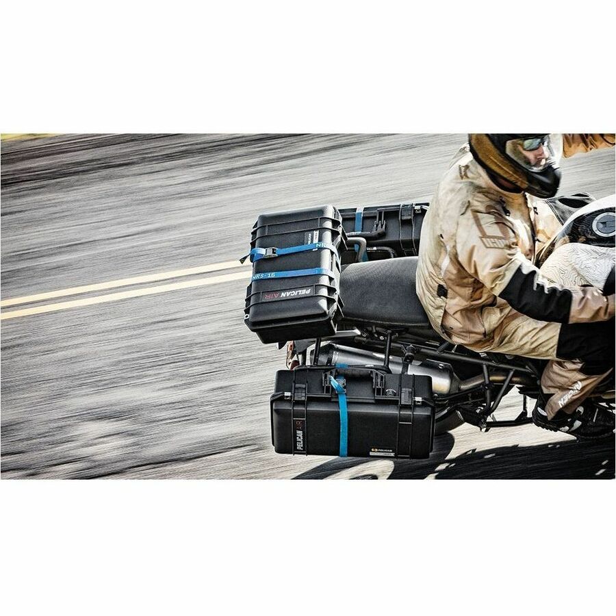 1485 AIR CASE W/PADDED DIVIDER