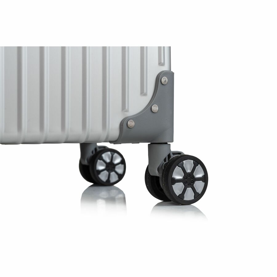 S1051C-SILVER-CARRY-ON