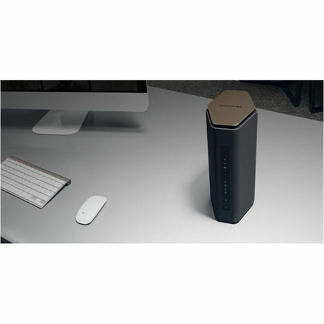 Netgear Nighthawk RS600 Wi-Fi 7 IEEE 802.11be Ethernet Wireless Router