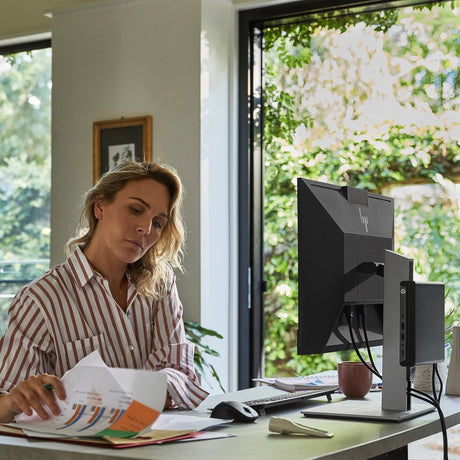 HP ELITE MINI 800 G9 I713700T