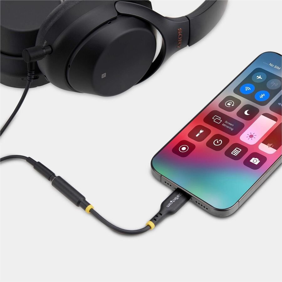 StarTech.com USB-C to 3.5mm TRRS Headphone/Headset Jack Audio Adapter, USB Type-C Aux Dongle, Hi-Fi 32-bit DAC, For Laptop/Phone/Tablet