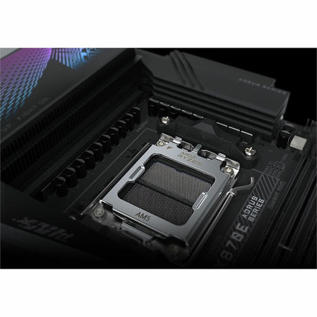 GIGABYTE X870E AORUS MASTER Gaming Desktop Motherboard - AMD X870E Chipset - Socket AM5 - ATX