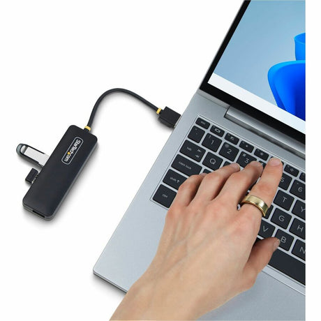 StarTech.com StarTech.com 4-Port USB-A Hub, 5Gbps, Bus Powered, Small Travel Mini USB Hub, Multi-Port USB 3.0 Splitter, Portable USB Hub