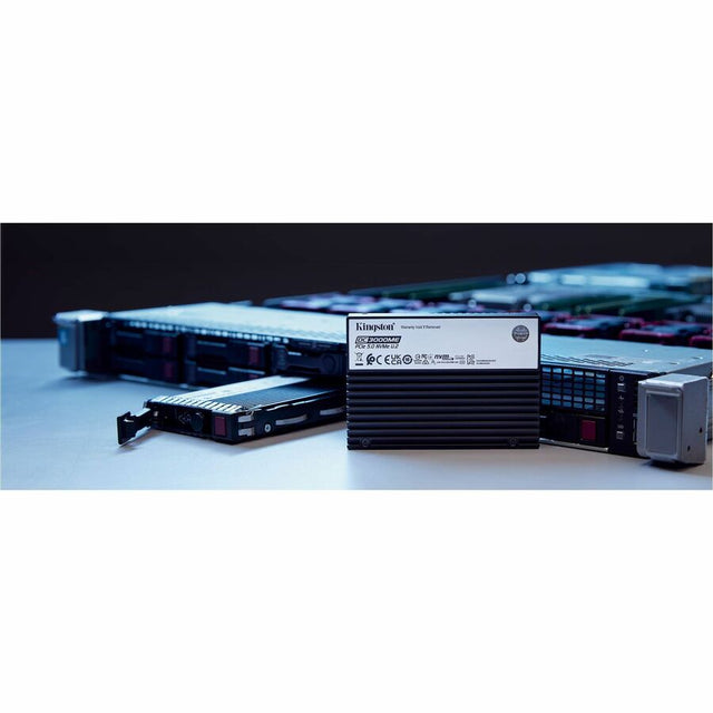 7.68TB DC3000ME U.2 PCIE 5.0