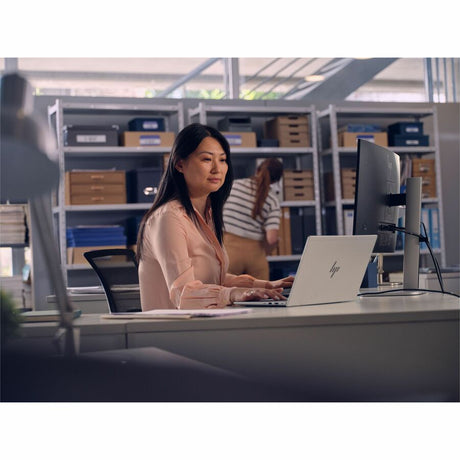 HP EliteBook 6 G1i 13.3" Notebook - WUXGA - Intel Core Ultra 7 265U - vPro Technology - 16 GB - 512 GB SSD - English Keyboard - Pike Silver Aluminum