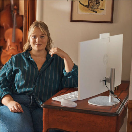 HP 27-cr0000a 27-cr0307c All-in-One Computer - AMD Ryzen 5 7520U - 16 GB - 1 TB PCI Express NVMe SSD - 27" Full HD Touchscreen - Desktop - Shell White - Refurbished