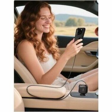 Belkin BoostCharge Retractable Car Charger 75W