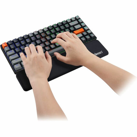 Adesso TRUFORM P310 Mini Size Keyboard Wrist Rest