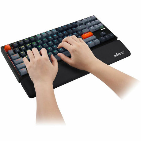 Adesso TRUFORM P320 Compact Size Keyboard Wrist Rest