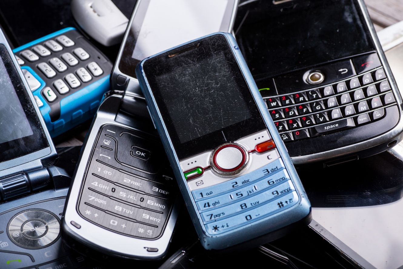 What Should You Do With Your Old Cell Phones?